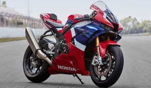 En piste au guidon de la Honda Fireblade 2020