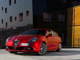 Guide des stands 2010 : Alfa Roméo, les nouveautés sont sous le capot