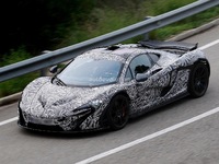 La McLaren P1 montre sa cuillère