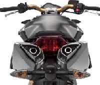 Aprilia Shiver 750: La fine lame