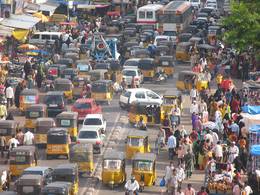 Delhi : la qualité de l’air toujours en baisse avec 500 000 nouveaux véhicules sur les routes l’an passé