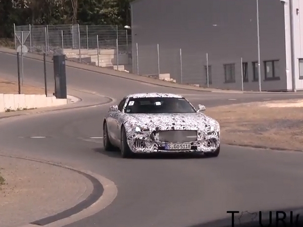 Surprise en vidéo : la Mercedes AMG GT s'attaque (encore) à l'enfer vert