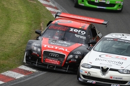 12 Heures de Spa: finish haletant, une Audi s'impose