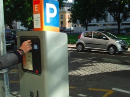 Les Parisiens pourront bientôt payer leur stationnement par carte de crédit