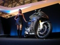 En direct de l'EICMA - Honda RC213V-S Prototype : GP de route