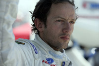 Champcar: Le champion 2002 percute un cerf