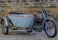 Vente Bonhams: quelques objets plus ou moins en rapport avec la moto...