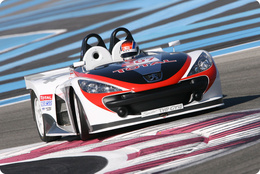 "Wanted!": Des pilotes pour une Peugeot 207 Spider GT4 Supersport