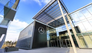 Scission historique chez Daimler, qui devient Mercedes-Benz Group