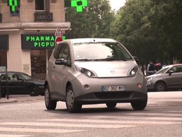 Autolib a un an : peu d'utilisateurs, mais ils sont satisfaits