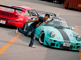 2 Porsche RWB en photos et vidéo