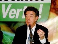 Les Verts : refus de la dissolution du parti proposée par Yves Cochet