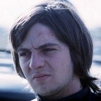 Disparition de l'ancien pilote Gilles Husson dans un accident de la circulation.
