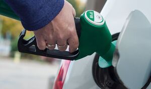 Prix des carburants : les Gilets Jaunes de retour, Emmanuel Macron annonce une "action de court terme"