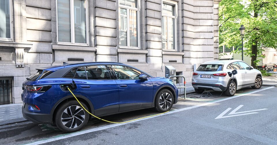 Véhicule électrique : forte décote et difficulté de revente en occasion