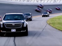 Donald Trump s'offre un tour de circuit avant le Daytona 500