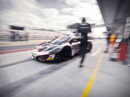 GT Tour 2013 - Panis avec Hexis sur une McLaren