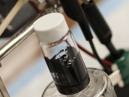 Bientôt un carburant liquide pour les véhicules électriques ?