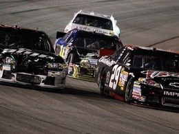 Kevin Harvick passe la 4 à Richmond