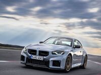 La nouvelle BMW M2 CS montre enfin ses muscles