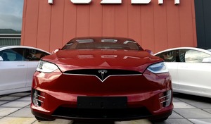 Tesla vaut désormais près de 20 fois plus que Stellantis
