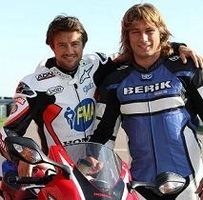 Produit - Honda: Sébastien Charpentier dans la mêlée