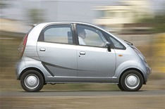 Les 100.000 premiers acheteurs de Tata Nano choisis ... par loterie