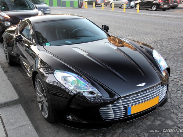 Photos du jour : Aston Martin One-77