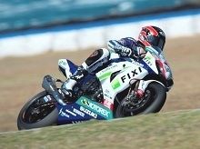 Superbike - Test Phillip Island: Leon Camier domine un champ de ruine