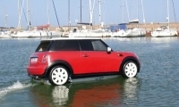 BMW : la Mini surfe sur la vague commerciale !