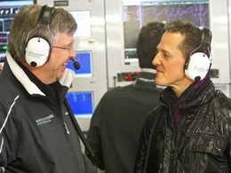Ross Brawn veut croire en Schumacher