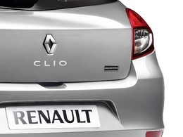 Baisse de la production à Flins, Renault supprime 200 postes