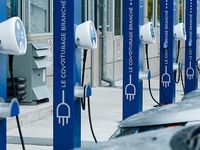 Europe : les constructeurs veulent-ils ralentir la voiture électrique ?
