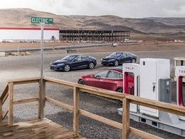 L'usine Tesla dans le Nevada est là
