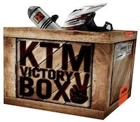 KTM Victory Box : 800 euros de cadeau se cachent dans la boite