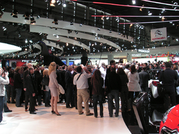 En direct du Mondial de Paris 2010 - Quand Sarkozy arrive en ville