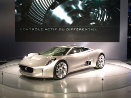 Mondial de Paris 2010 : Jaguar CX-75, happy birthday