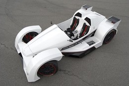 Impact 1.6 THP, un look de mini Caparo !