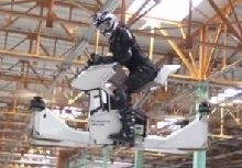 Insolite : Hoversurf a la tête dans les nuages