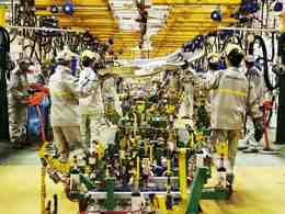Renault : 7500 emplois en moins en France d'ici 2016