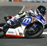 Superbike - Yamaha: Loris Baz parlera anglais en 2011