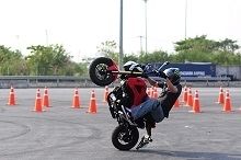 Actualité moto - Vidéo: La Honda MSX125 fait déjà son stunt !
