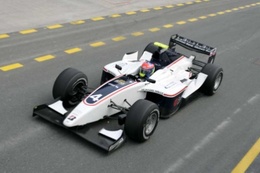 GP2 Asia Dubaï: Grosjean en pole