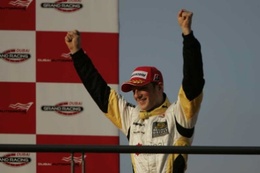 GP2 Asia Dubaï Course 2 : Grosjean façon Hamilton