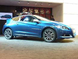 Mondial de l'auto 2010 Live : le Honda CR-Z se fait beau
