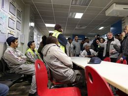Grèves chez PSA Aulnay : le ton monte, la direction porte plainte