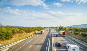 Confinement - Tout savoir sur les déplacements en voiture : cas autorisés, documents, sanctions