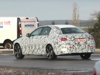 La future Mercedes Classe C prend la route