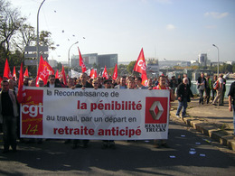 Emploi, salaire et retraite : la CGT manifeste aujourd'hui au Mondial de l'Auto 2010