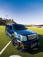 Cadillac Escalade : En noir c'est pas possible?